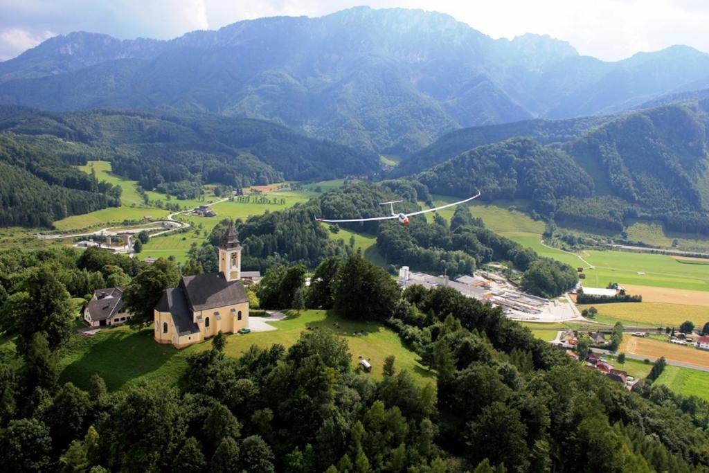 Ferienhof Unterfuehrholzergut Klaus an der Pyhrnbahn Exteriör bild