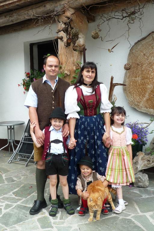 Ferienhof Unterfuehrholzergut Klaus an der Pyhrnbahn Exteriör bild